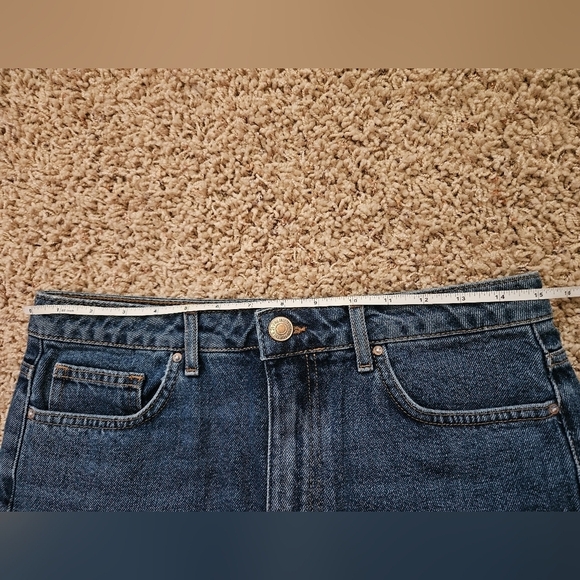 Forever 21 High Rise Shorts - Picture 5 of 7